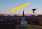 Drohne neben Kirchturm. Welches Risiko stellen Drohnen dar